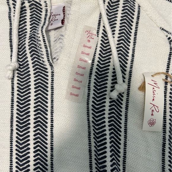 Poncho Sweater - New with Tags - Picture 3 of 4